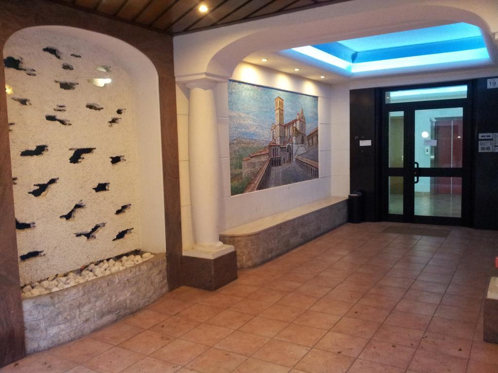 Assisi Casa Degli Angeli Apartment Стая снимка